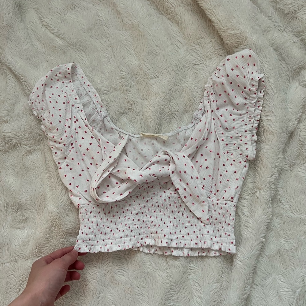 Pacsun cropped pink flower top